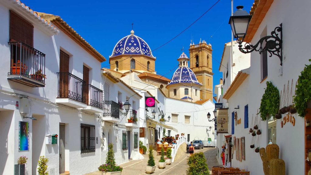 Markets in Altea: Local Flavours, Artisan Goods & Weekly Finds