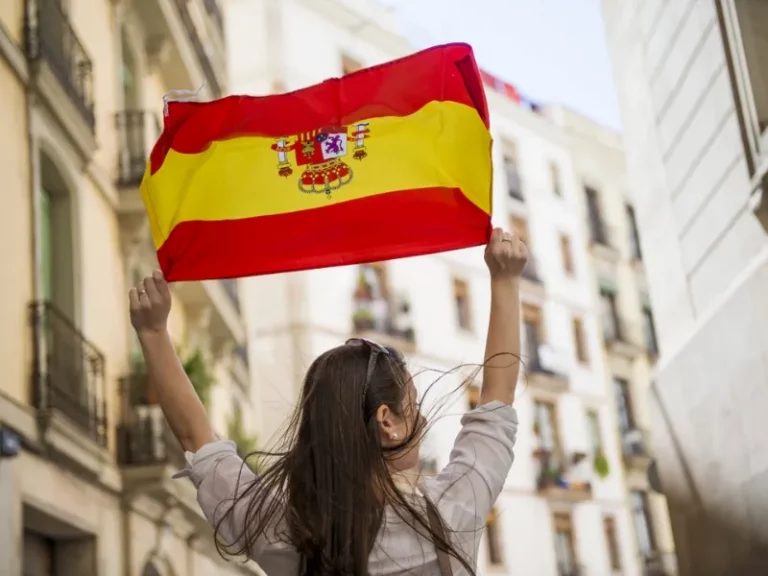 Opening a Spanish Bank Account: What You Need & How It Works