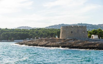 Best Places to Visit in Moraira: Top Attractions, Views & Hidden Gems