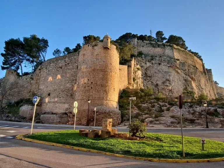 Dénia Castle: A Comprehensive Guide to the Historic Fortress